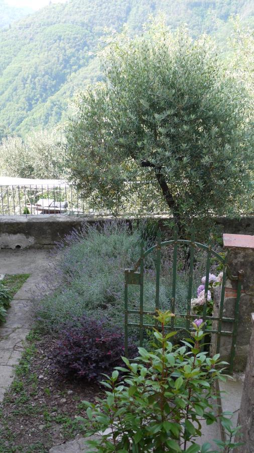 Willa Piscina Con Vista Bagni di Lucca Zewnętrze zdjęcie