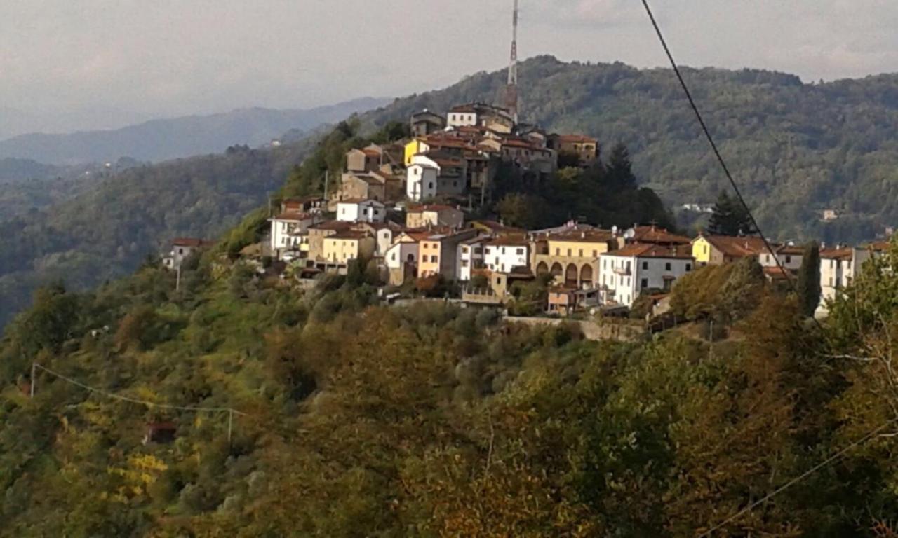 Willa Piscina Con Vista Bagni di Lucca Zewnętrze zdjęcie